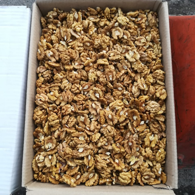 Грецкий орех очищенный 1/2-Бабочка пшеничная