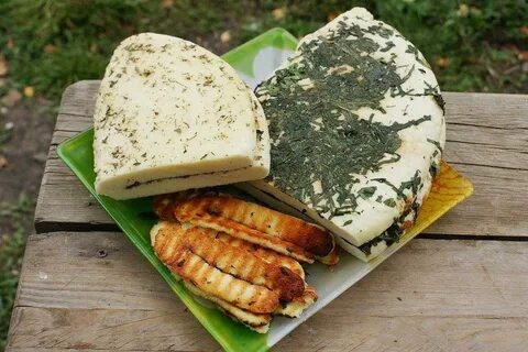 Сыр Халуми с прованскими травами (сыр для жарки)