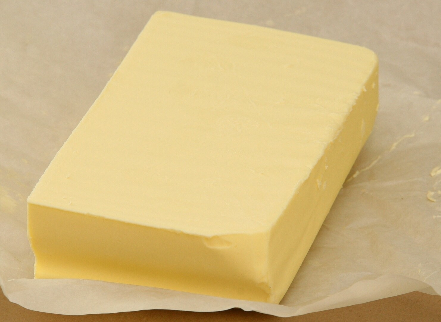 Масло сливочное (72%,82%),