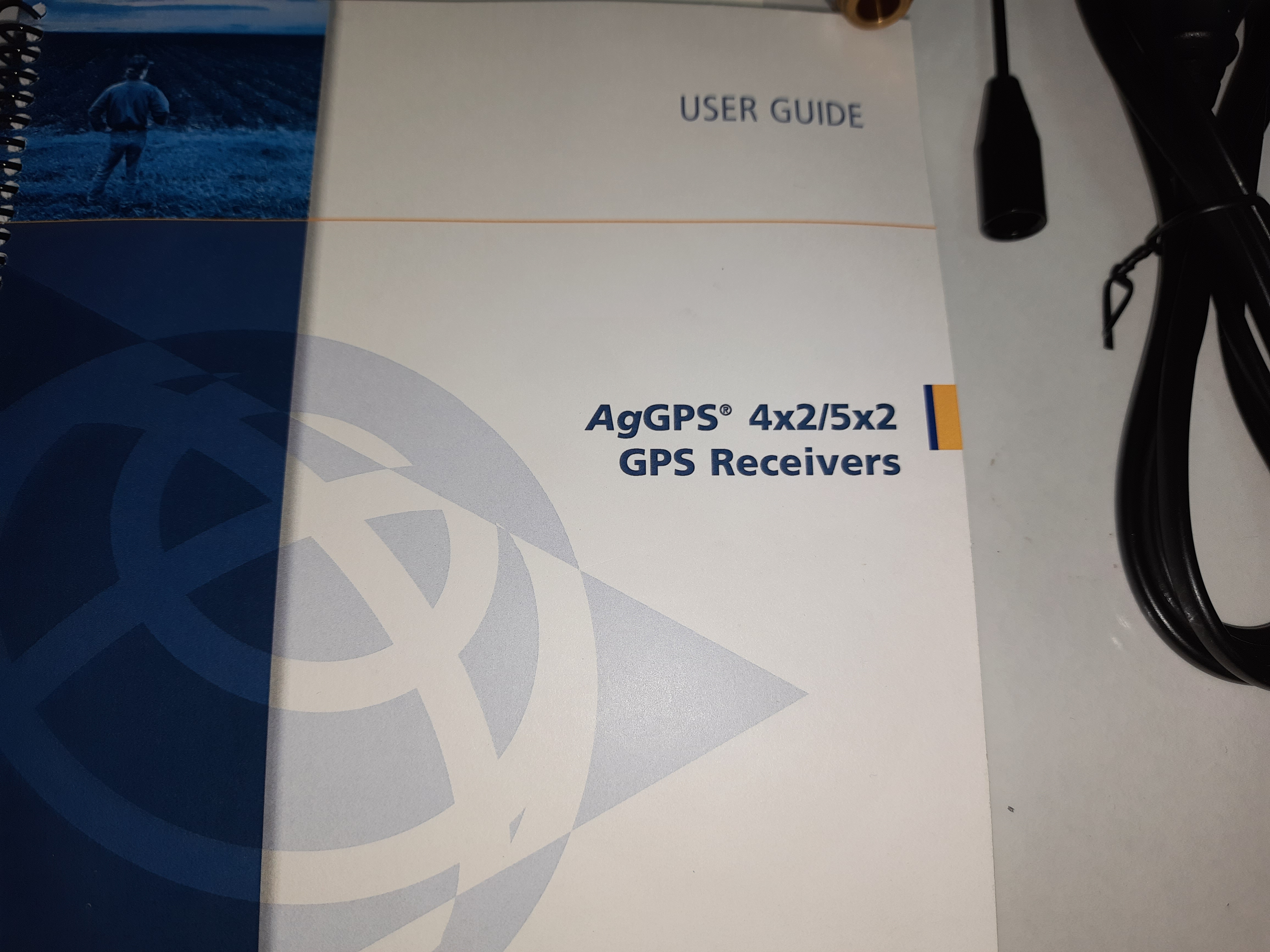 AgGPS RTK Base 450/900 GPS Receiver