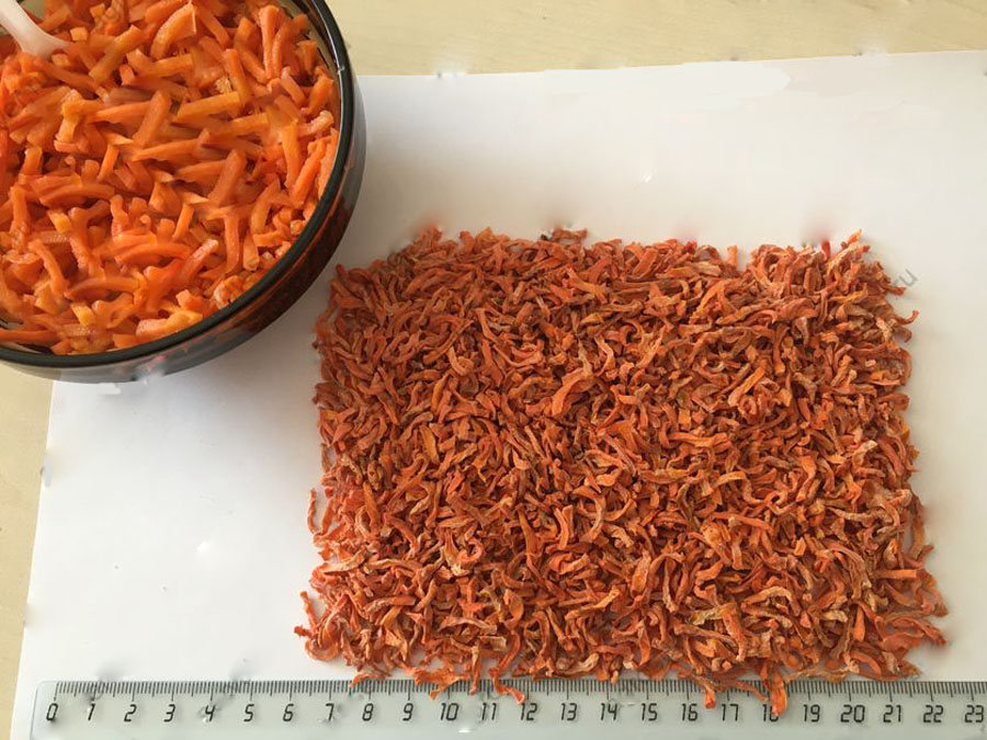 Морковь сушеная 3х3х20мм
