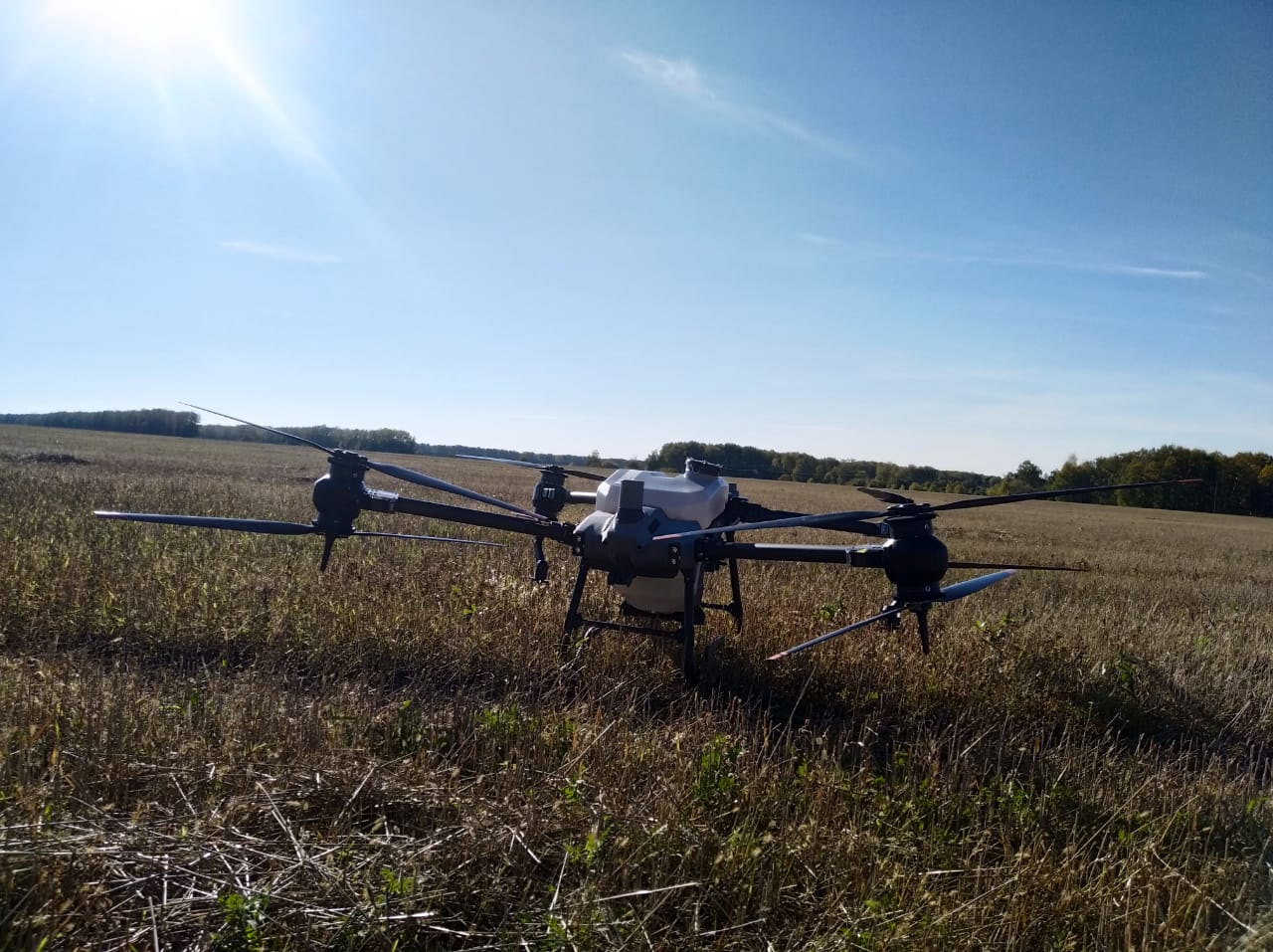 Агродроны DJI AGRAS