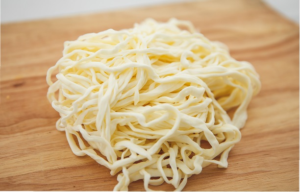 Сыр чечил Световеж спагетти молочный